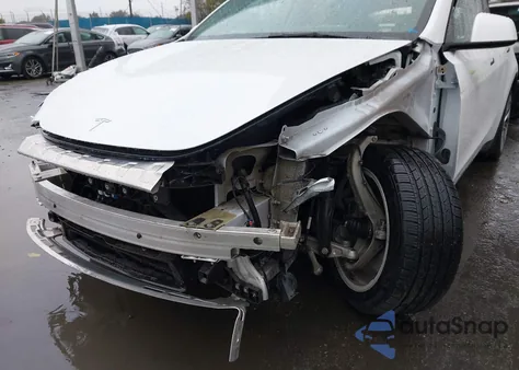 2023 Tesla Model Y Awd/Long Range Dual Motor All-Wheel Drive from USA, damaged, VIN 7SAYGAEE6PF744113